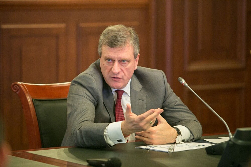 Кузьмин: Для Кирова полезнее, если губернатор чаще будет в Москве 