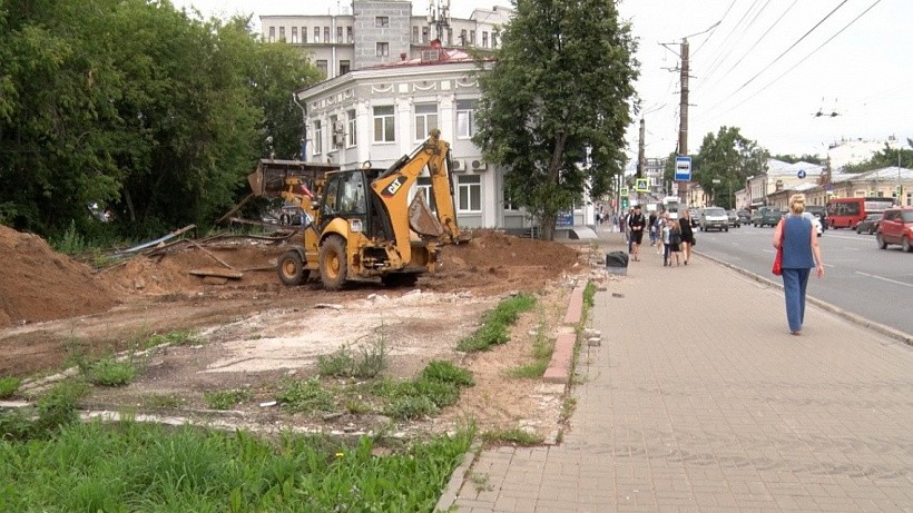 В Кирове начали установку «умной» остановки за 3,5 миллиона рублей