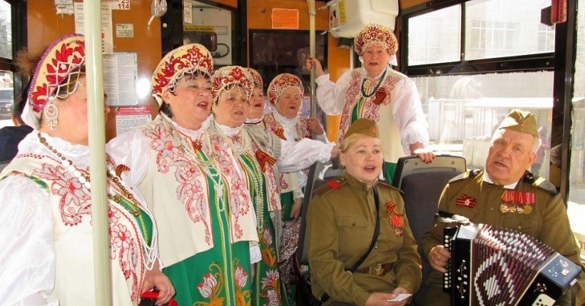 На городские маршруты в Кирове выйдут «поющие автобусы»