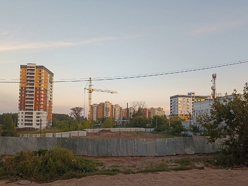 На улице Рудницкого в Кирове начинают строить школу