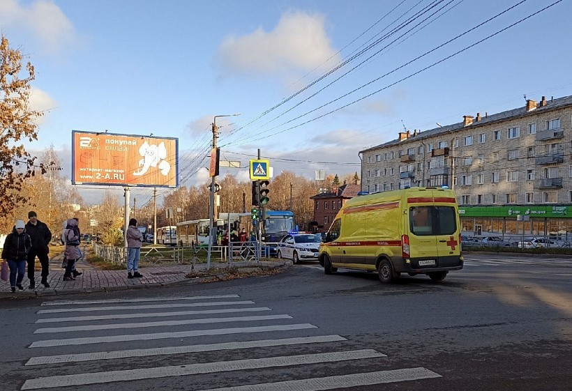 В Кирове в ДТП с автобусом пострадала пассажирка