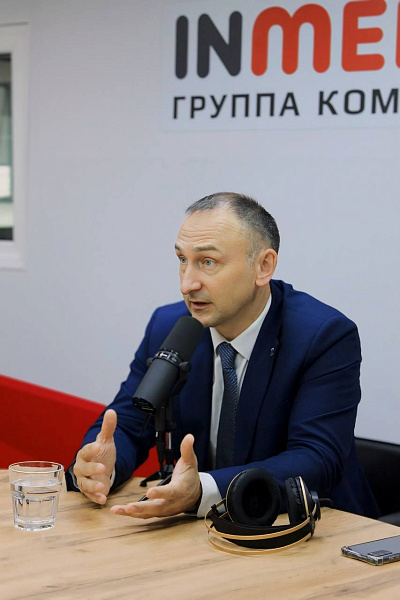 Новые уличные таблички: гармония дизайна и долговечность
