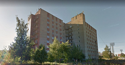 Выпал студент из общежития. Вид из окна общежития города Ялуторовска. Общежитие 7 Киров. Студент выпал из окна общежития. Студенческий 25 Киров.