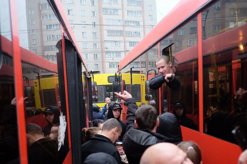 Из Кирова отправилась первая колонна автобусов с мобилизованными