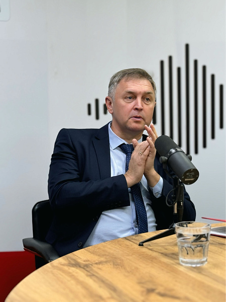 Роман Береснев: «Увеличение числа депутатов не требует бюджетных денег»