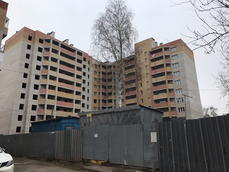 Чиновники не могут замотивировать кировский бизнес на ремонт и строительство домов