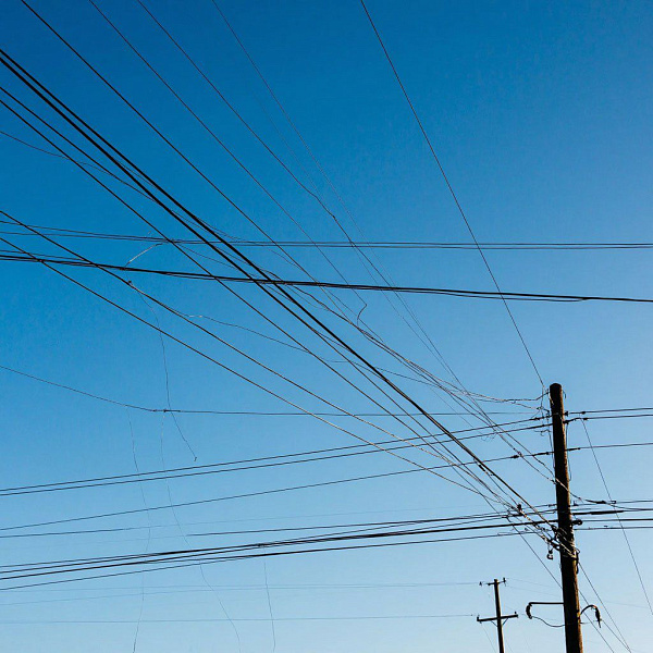 В Кирове продолжат работу по избавлению улиц от проводов