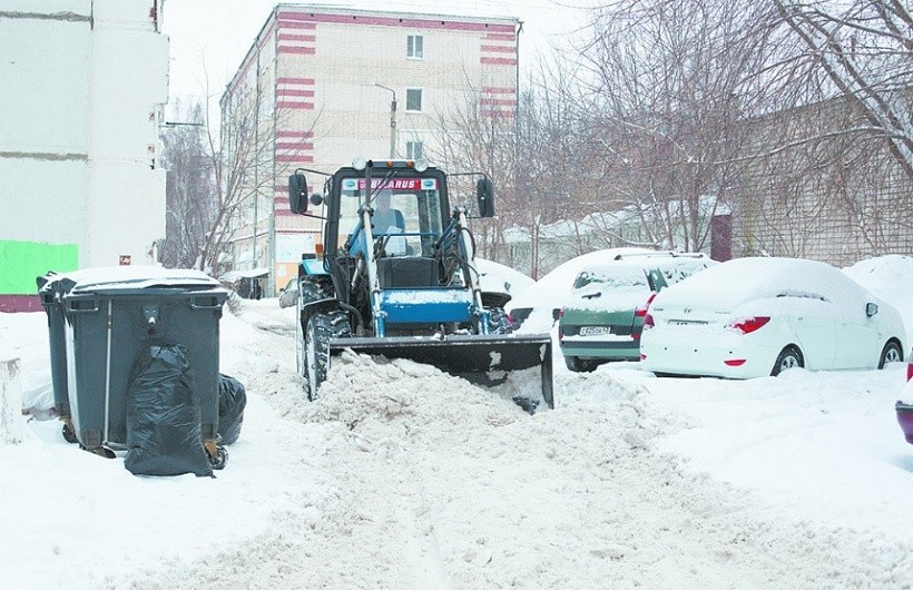 В крупных городах Кировской области проверили качество уборки дворов