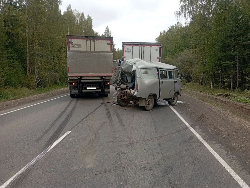 В Оричевском районе столкнулись три автомобиля