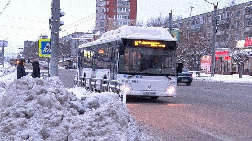 На некоторые маршруты в Кирове не вышла половина автобусов