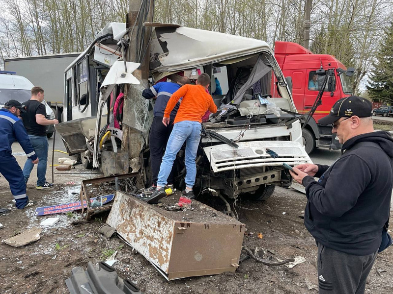 По факту ДТП с автобусом возбуждено уголовное дело