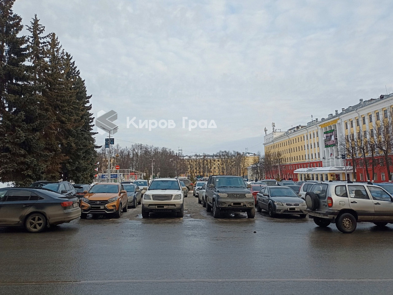 Кировчане указали места для платных парковок 