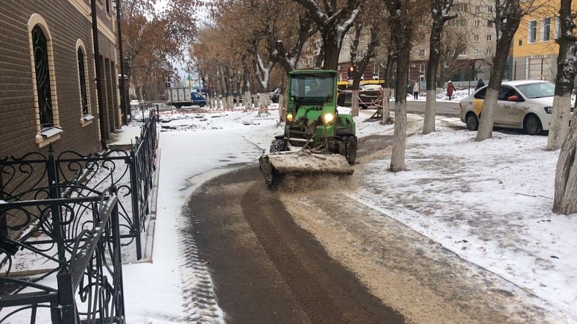 На дорогах в Кирове зимой снова будут галит и бионорд