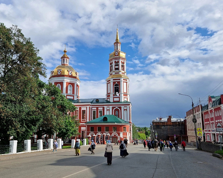 С 1 марта экскурсоводов начнут штрафовать за работу без аттестации