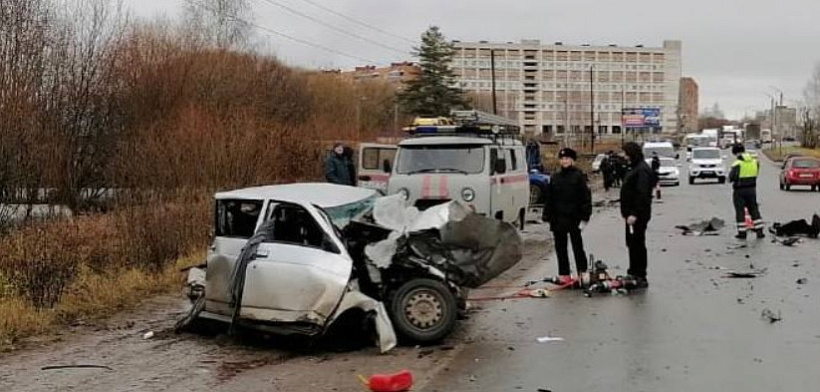 В массовом ДТП в Кирово-Чепецке погиб один из водителей