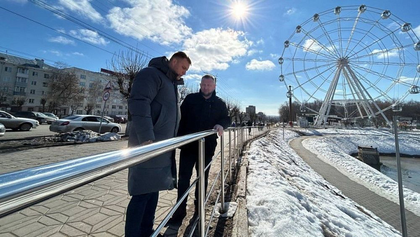 Симаков пообещал лично проследить, как устранят дефекты в парке Кирова