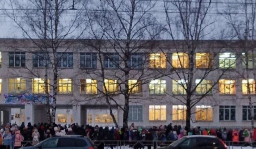 В Кирове эвакуировали учеников и работников школы №60