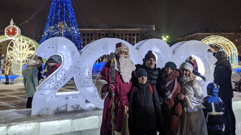 10 тысяч человек побывали в новогоднюю ночь на Театральной площади