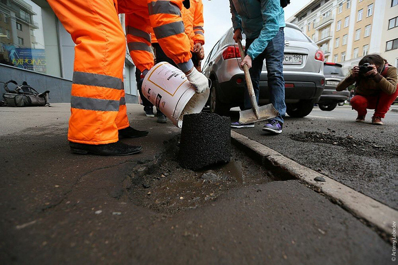 Дороги в Кирове будут ремонтировать параллельно с тротуарами