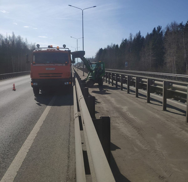 В Кировской области приступили к весенне-летним видам дорожных работ