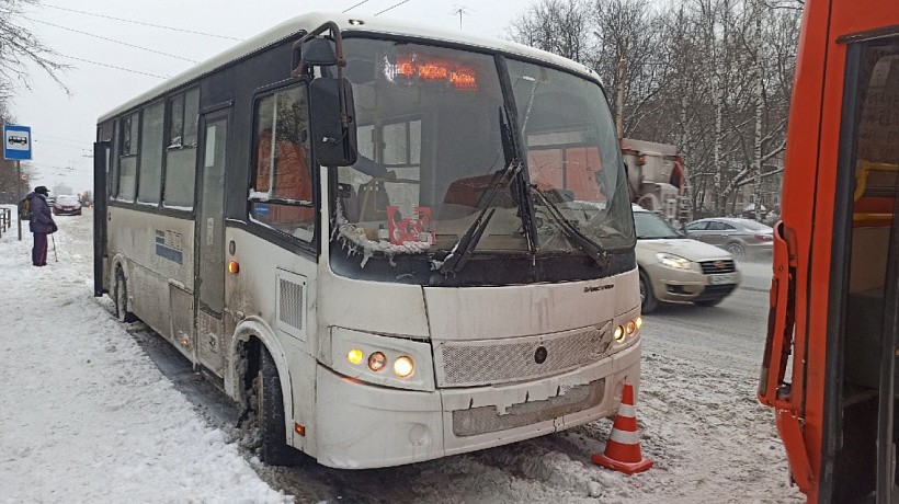  В Кирове столкнулись 2 «ПАЗика»