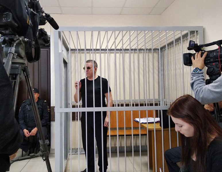 Леонид Яфаркин подал в суд на мэрию
