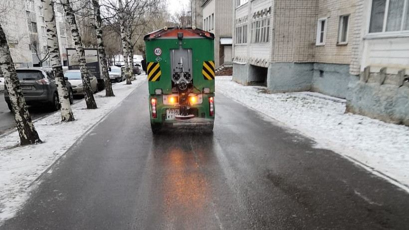 На улицах Кирова станет больше снега