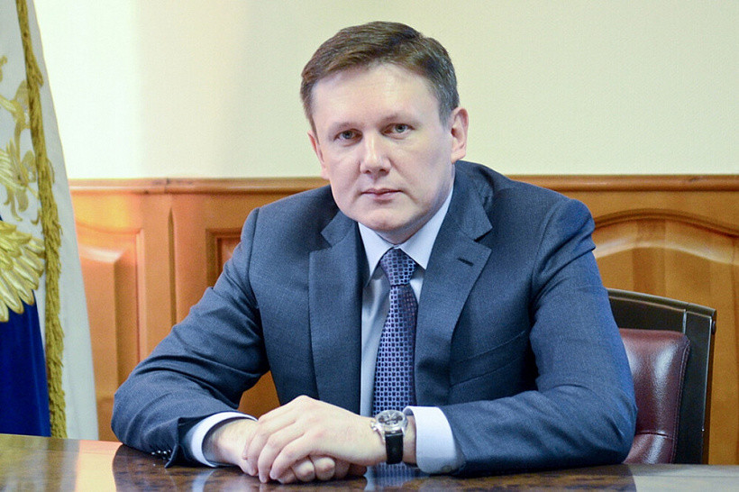 Александр Чурин поздравил кировчан с Днем защитника Отечества