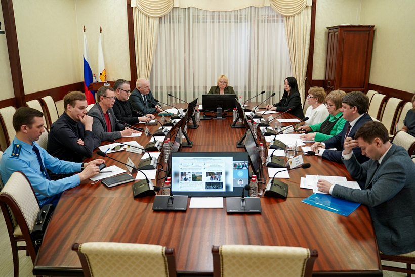 Итоги работы Экоцентра за 2025 год представили на заседании комитета по экологии и природопользованию ОЗС