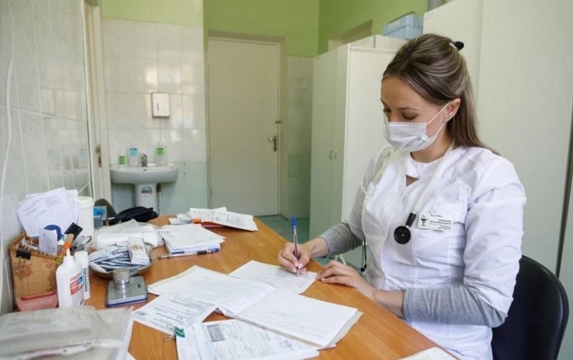 Кировская область получит почти 500 миллионов на увеличение зарплат медиков