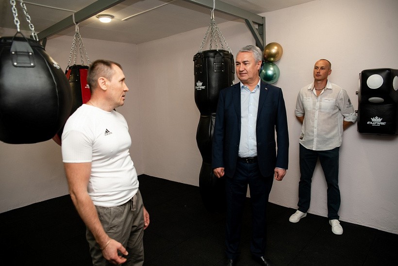В Котельниче открылся зал для занятий боксом